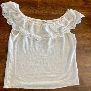 Cato Off-White Lace Ruffle Blouse